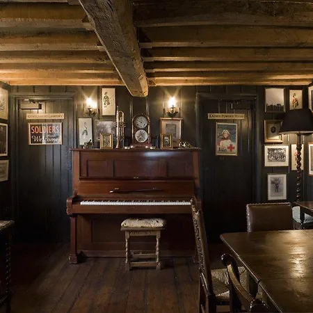 The Anchor Inn 
